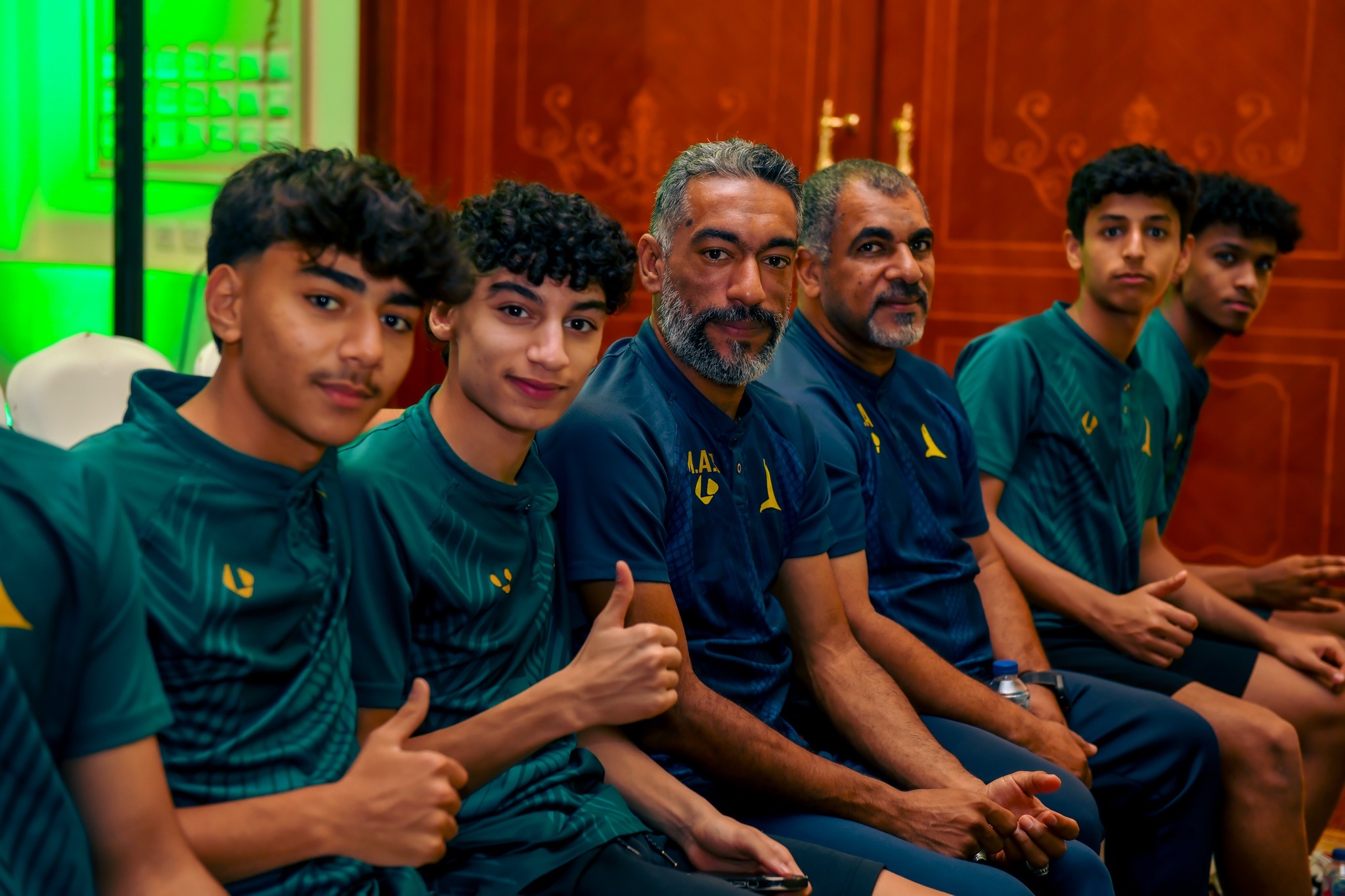 الخليج يحتفي بمنجزات الموسم ويكرّم شركاء النجاح