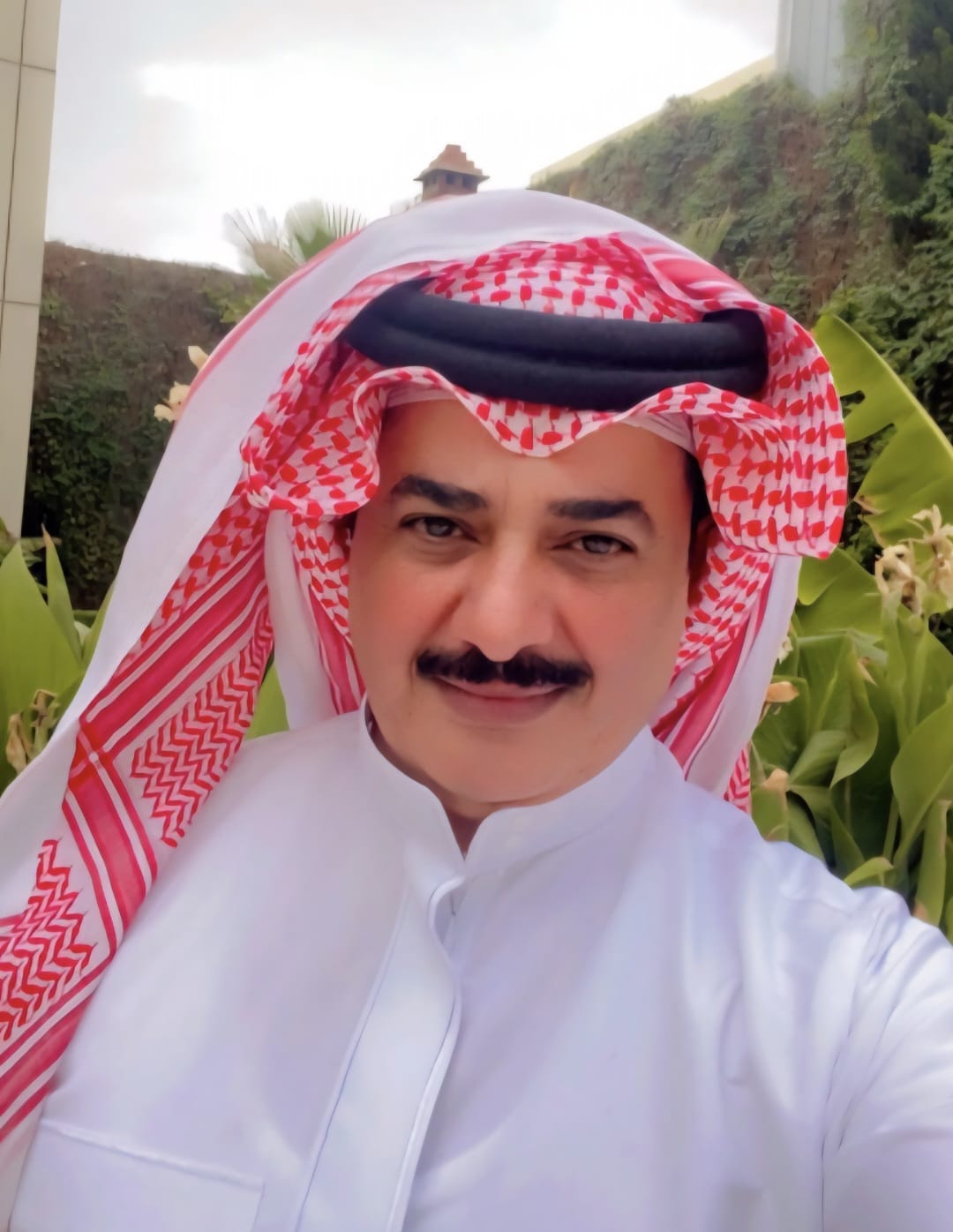 معركة النقاب أم معركة الوطن؟ عندما تختل الأولويات ..