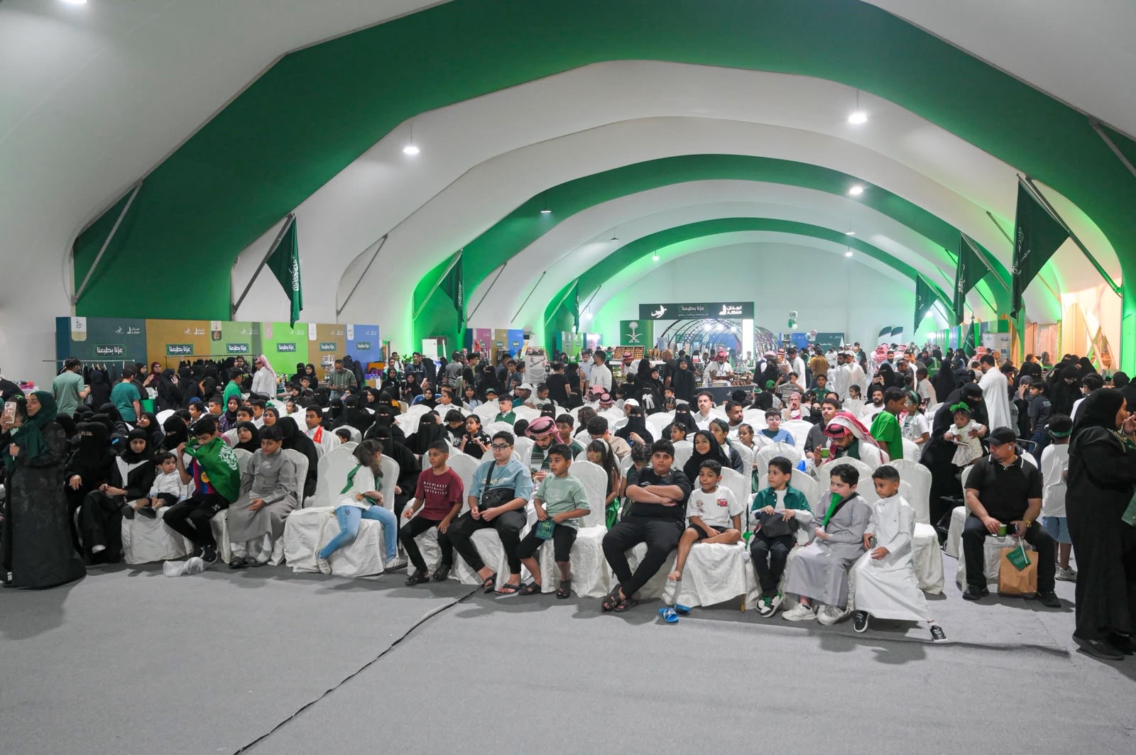 هذا المساء.. شاشة عملاقة لمتابعة مباراة المنتخب في الرامس