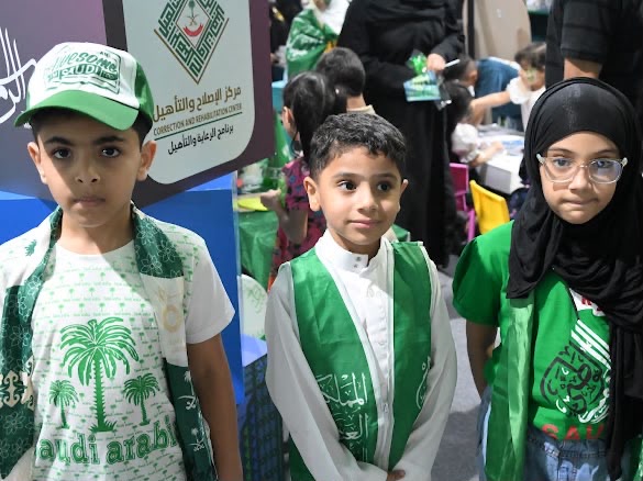 اليوم الوطني يجمع الفنانين والأطفال في «الرامس»
