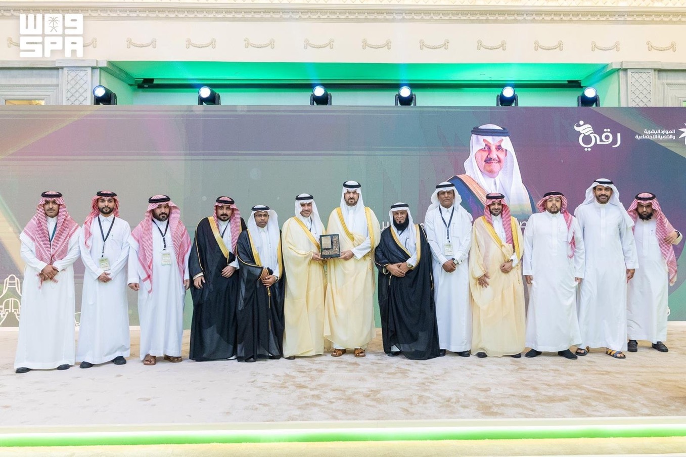 نائب أمير المنطقة الشرقية يرعى حفل تكريم رواد الخبر السادس