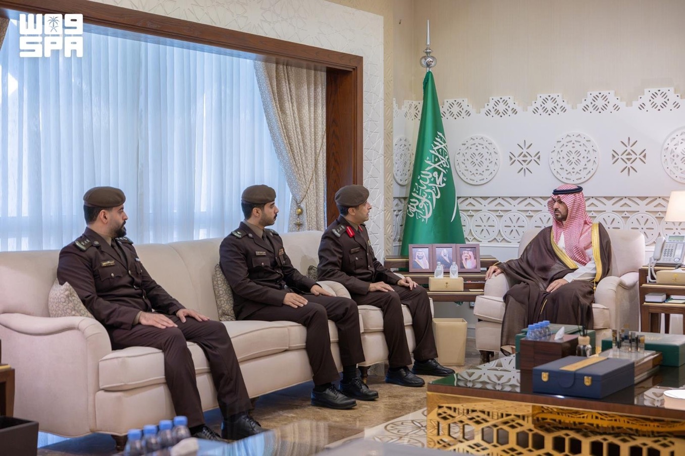 نائب أمير الشرقية يستقبل قائد القوة الخاصة للأمن البيئي بالمنطقة