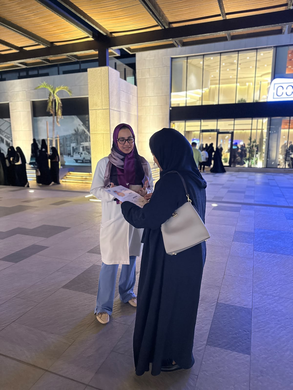 مستشفى الملك فهد بجدة يبدأ تفعيل الخطة المشتركة للبرامج الصحية المدرسية 