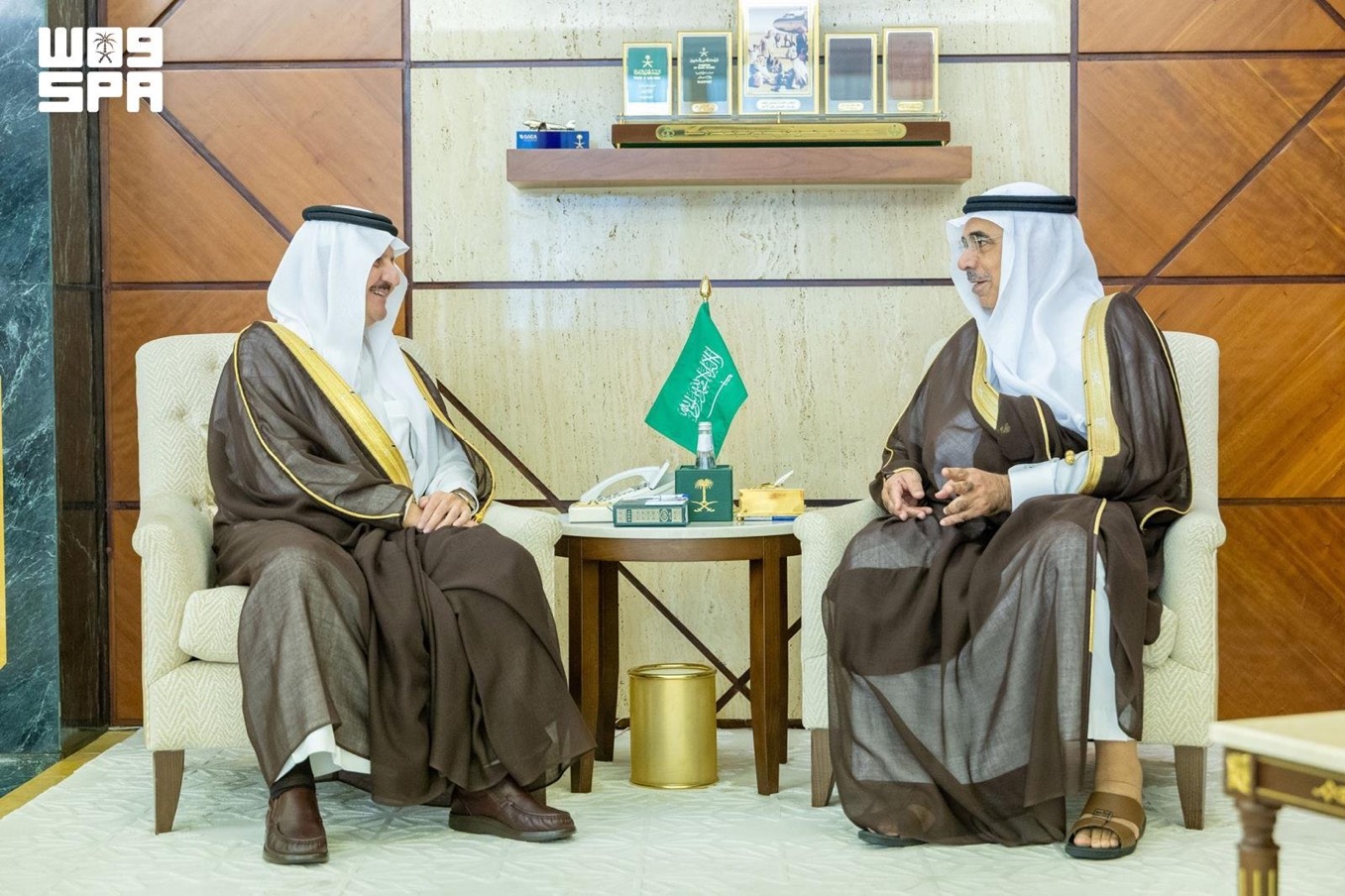 أمير الشرقية يستقبل أمين المنطقة