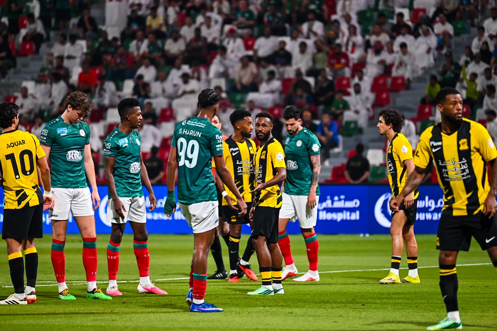 الاتحاد يكتسح الاتفاق برباعية في الدمام