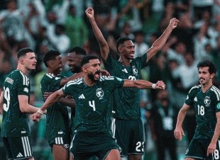 الأخضر يتوج بكأس الخليج 27 بثنائية في شباك الإمارات